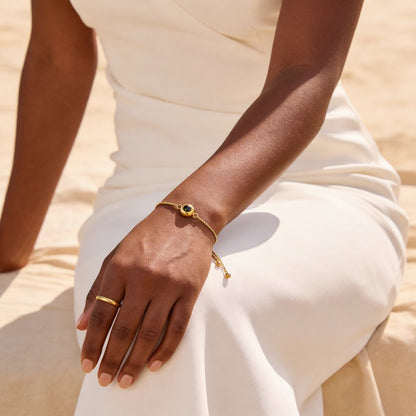 Adjustable Projection Bracelet
